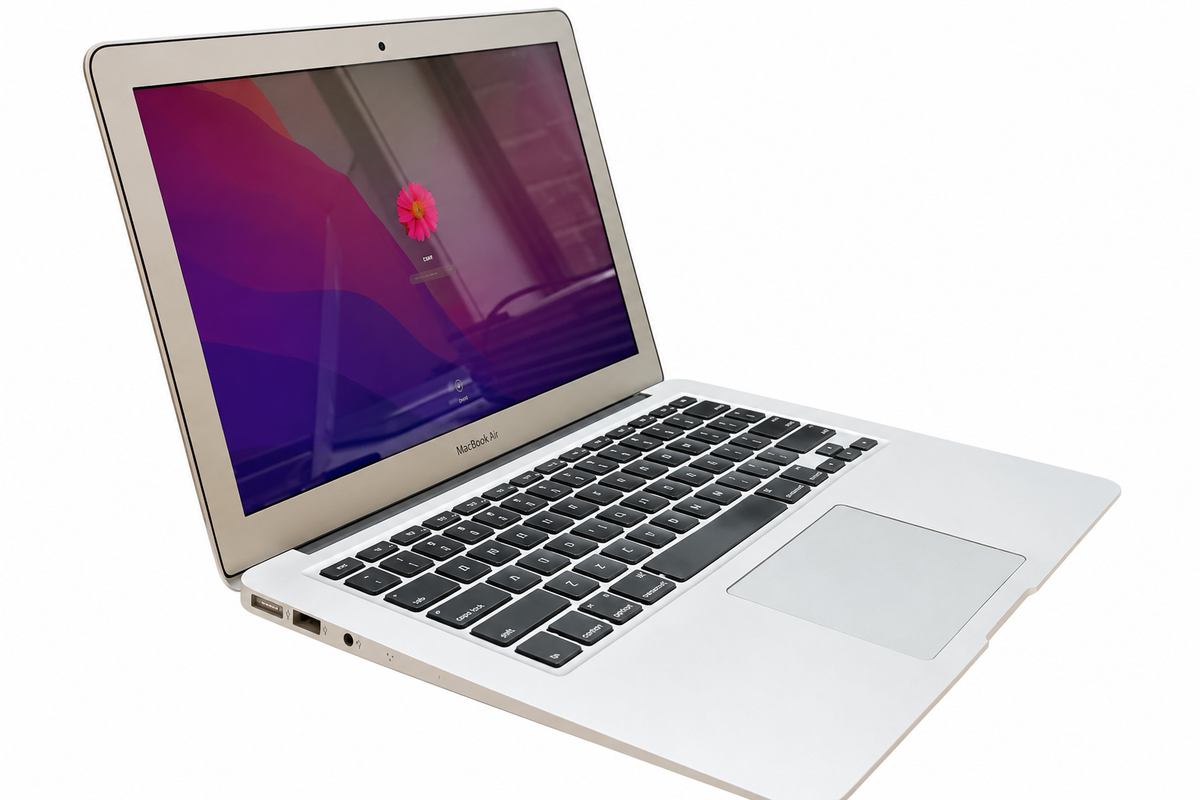 MacBook Air 2017 actual unit left angle