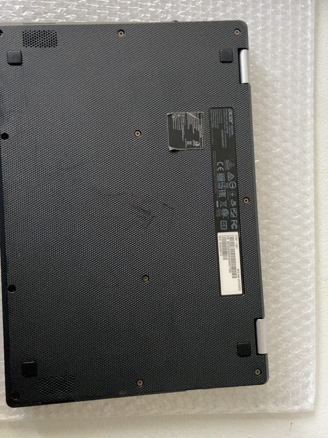 Acer Chromebook R11 C738T-C0E7 underside view - actual refurbished unit